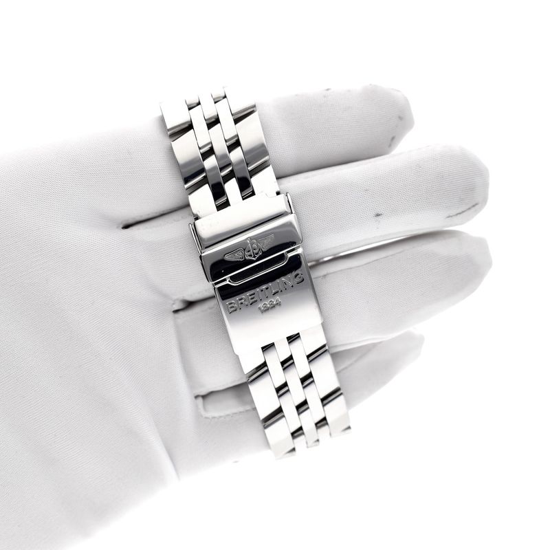 Image 13 of **RESERVED** Breitling Bentley GT A13362; Chronograph men's watch