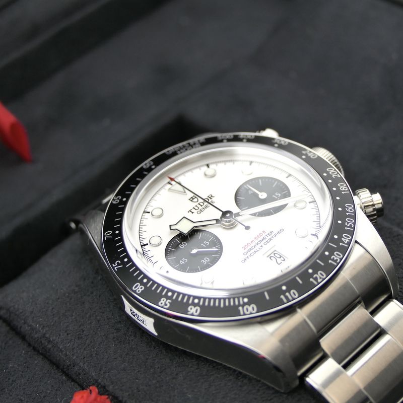 Image 15 of Tudor Black Bay Chronograph 79360N-0002; Automatic men's watch