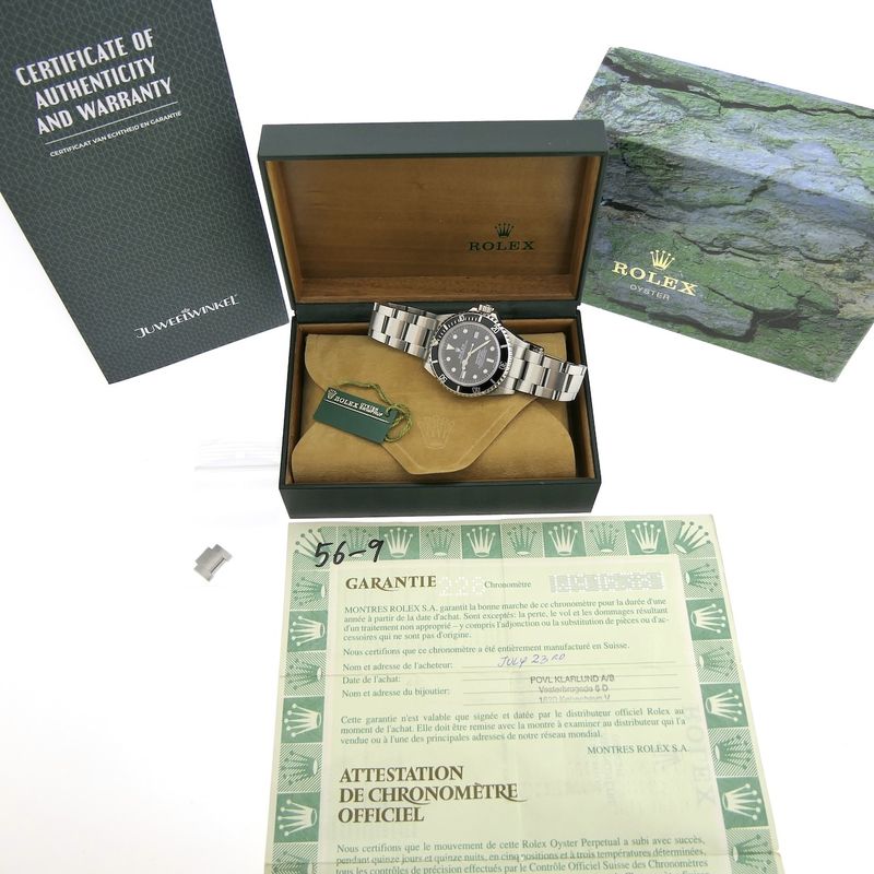 Image 8 of Rolex Sea Dweller 16600; Automatic diving watch in full set