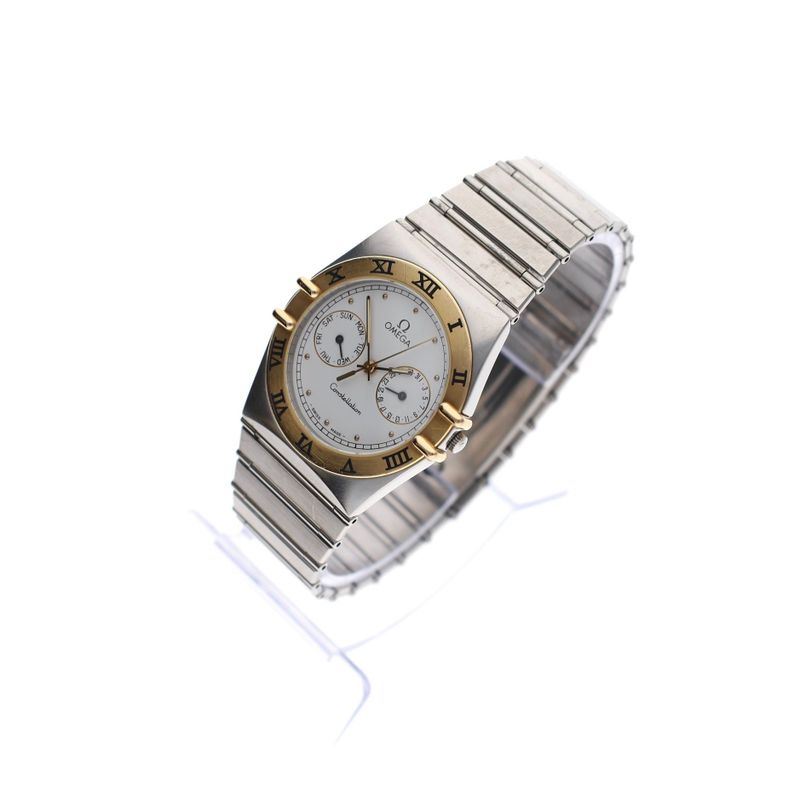 Image 3 of Omega Constellation Manhattan 'Day-Date' 398.0869; Vintage Watch