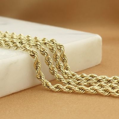 Image 2 of Gold twisted link chain | 43.5 cm