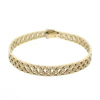 Gold link bracelet with pattern