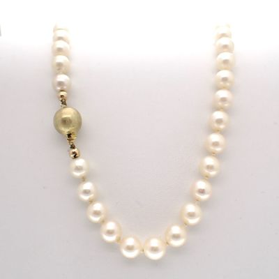 Image 1 of Vintage/antique pearl necklace with gold clasp | 46 cm