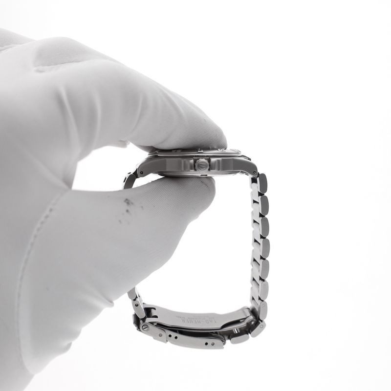 Image 5 of TAG Heuer 4000 34mm WF1211; Vintage unisex watch