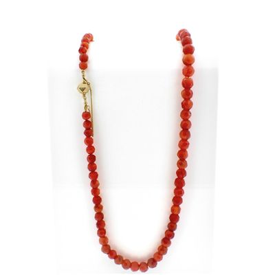 Carnelian bead necklace with gold clasp | 88 cm Image 1 of Carnelian bead necklace with gold clasp | 88 cm