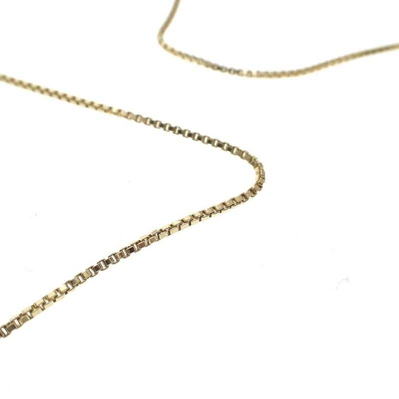 Image 3 of Gold Venetian link necklace with a fixed pendant