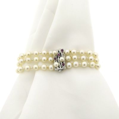 Image 1 of White gold pearl bracelet with ruby ​​| 18 cm