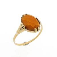 Gold ring with carnelian | Vintage