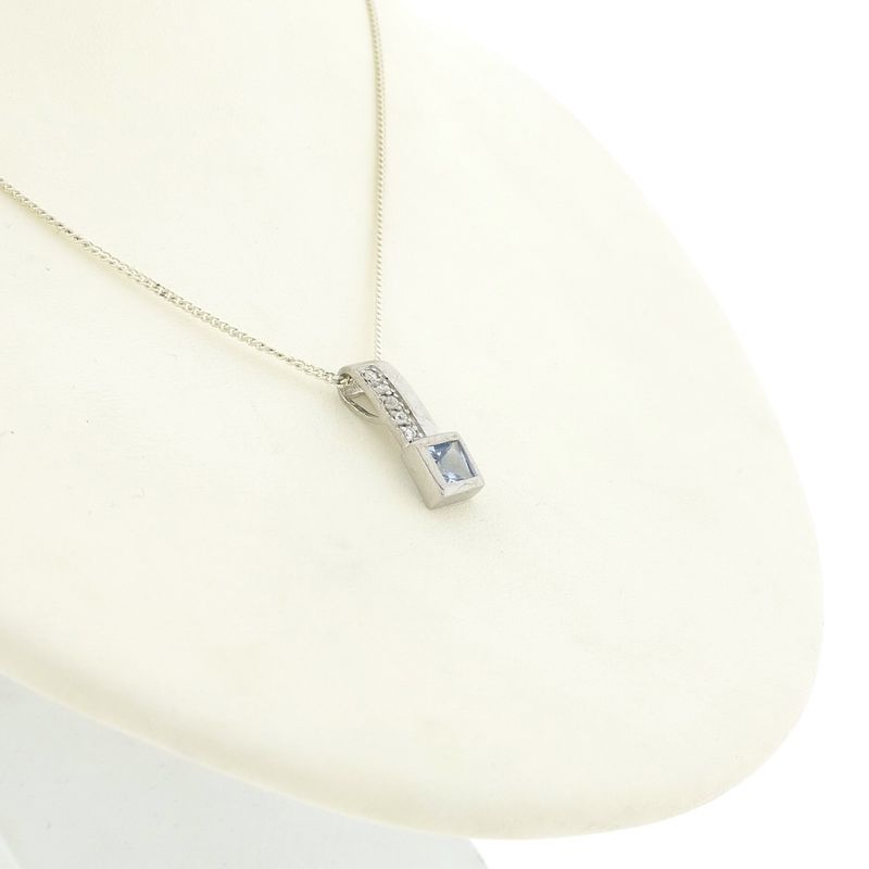 Image 6 of Silver pendant with zirconia