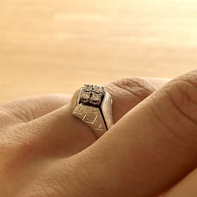 Image 8 of White gold ring with diamond 0.16 ct.