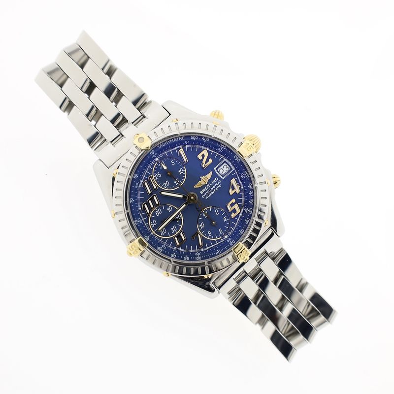 Image 12 of Breitling Chronomat B13050.1; Gold/steel men's watch