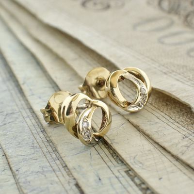 Image 2 of Gold stud earrings with diamonds | 0.02 ct.