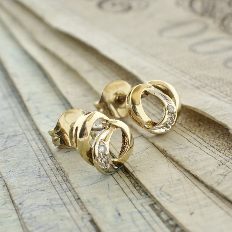 Image 2 of Gold stud earrings with diamonds | 0.02 ct.