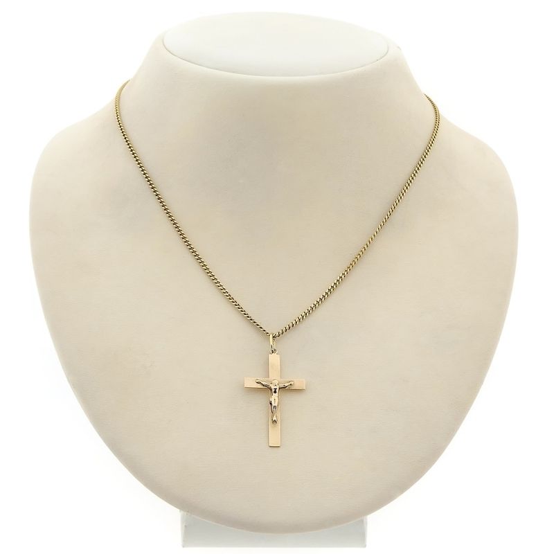 Image 8 of 9 carat rose-colored pendant of a cross with corpus