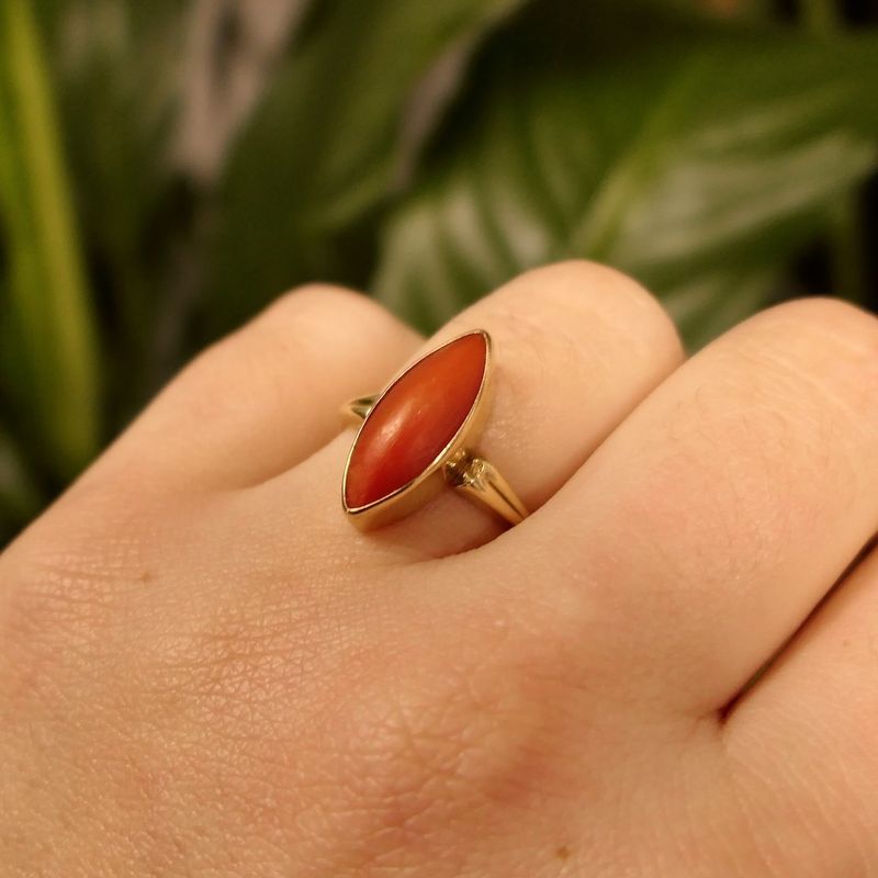 Image 9 of Vintage gold ring with red coral.