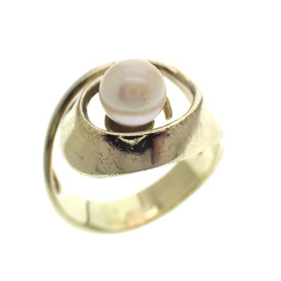Image 1 of Gold ring with pearl in water symbol