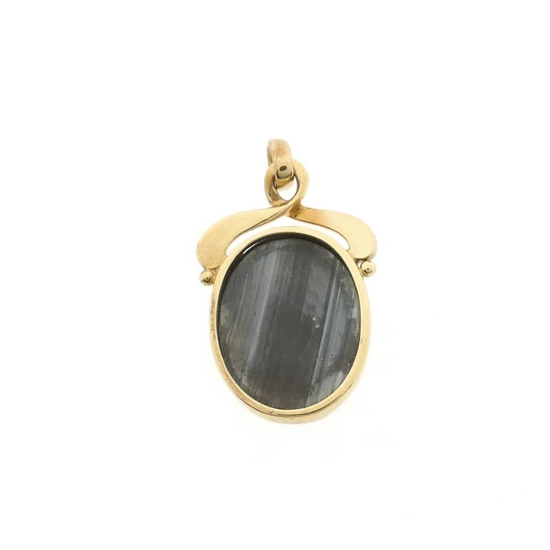 Image 6 of Gold pendant with hematite