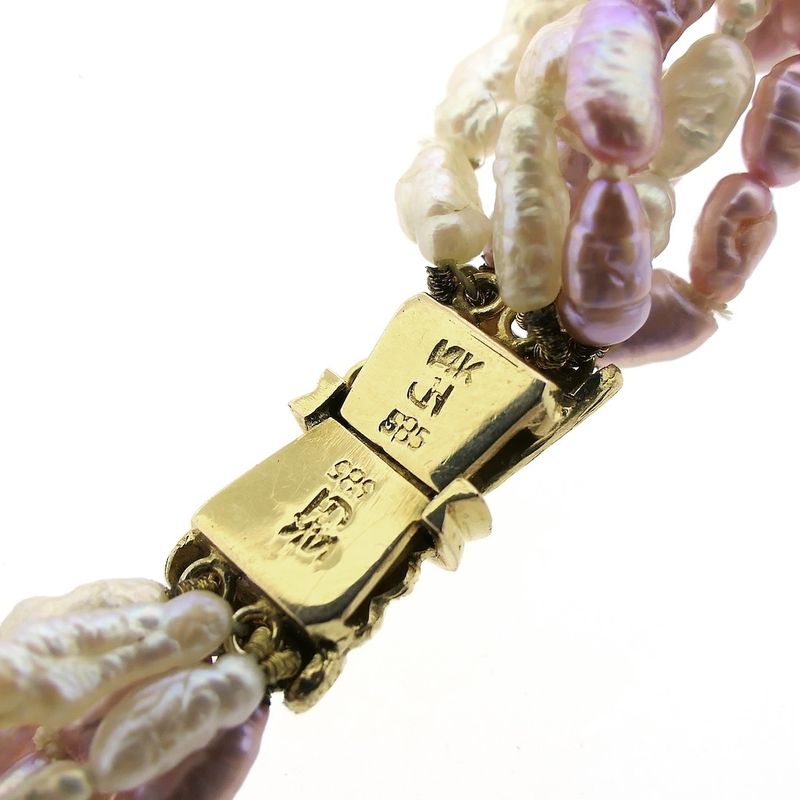 Image 7 of Pearl (baroque) necklace with gold decorative clasp | 52 cm