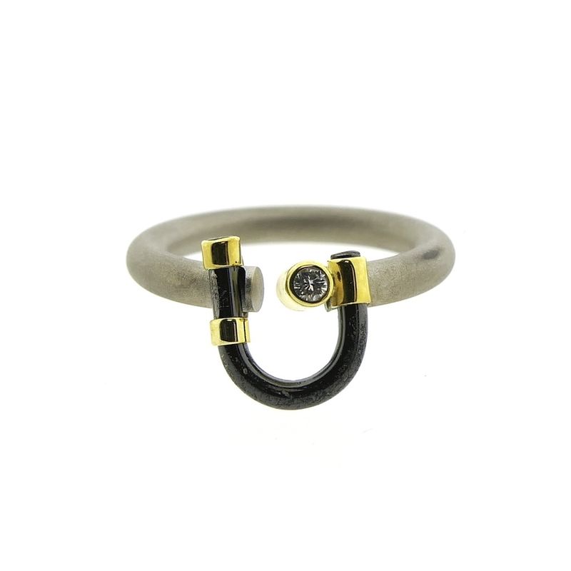 Image 3 of Tricolor ring with diamond; 0.06 ct.