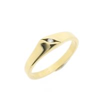 Gold solitaire ring with diamond; 0.02 ct.