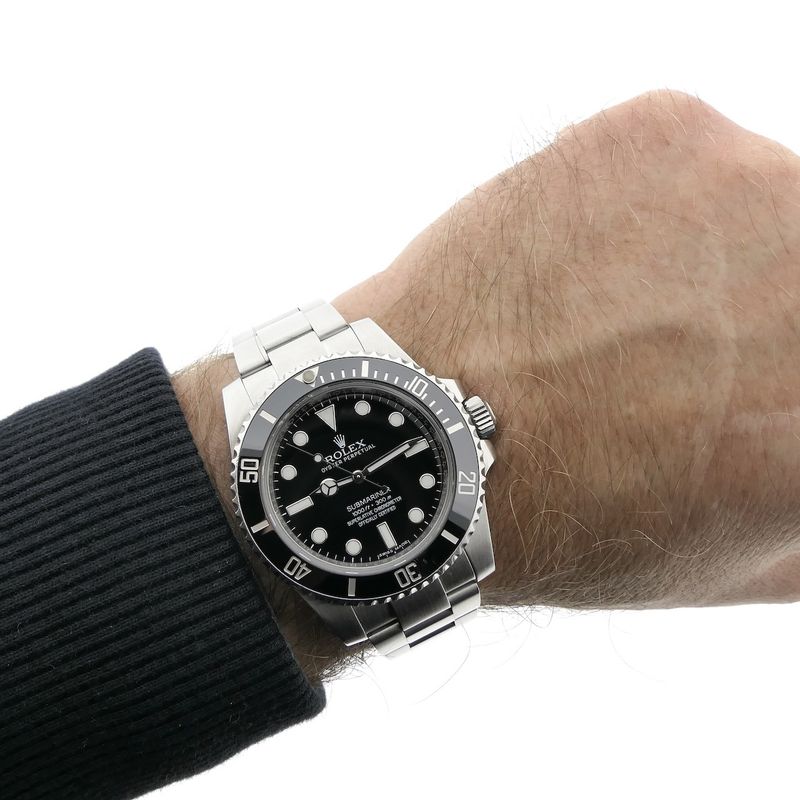 Image 11 of Rolex Submariner 40mm 114060; Automatic men's diving watch