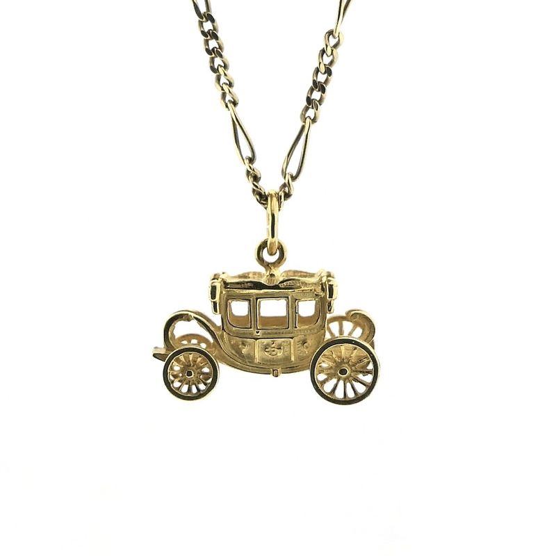 Image 6 of Gold pendant of an old carriage