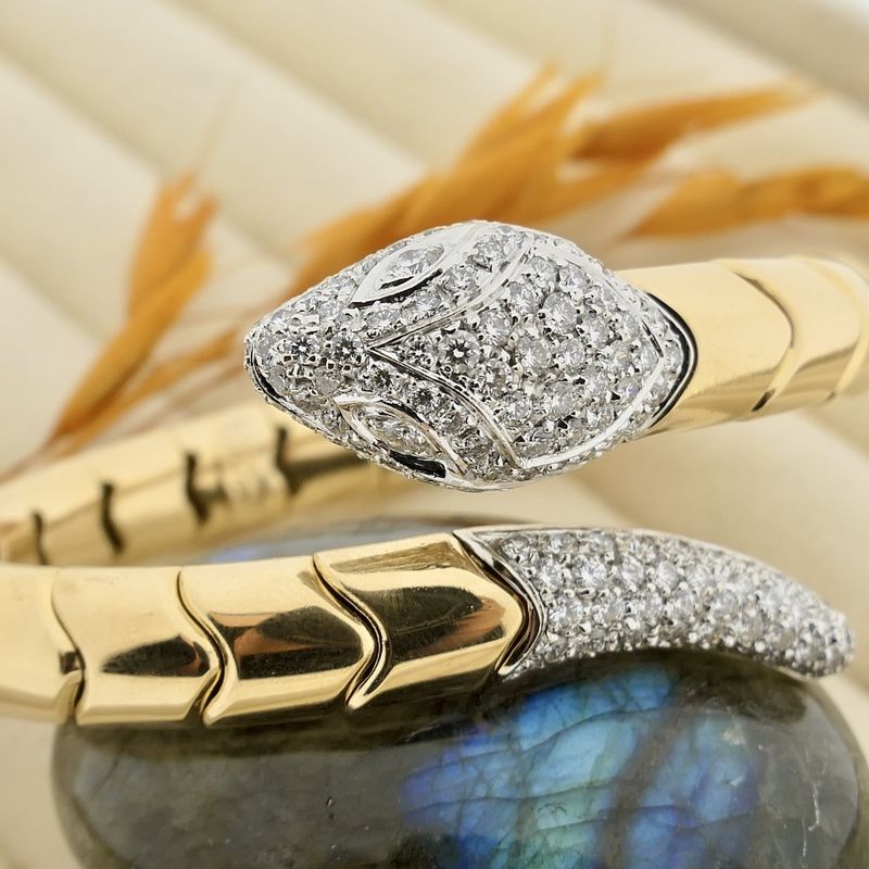 Image 8 of Leo Pizzo two-tone gold 'Serpentine' bracelet; Size XS