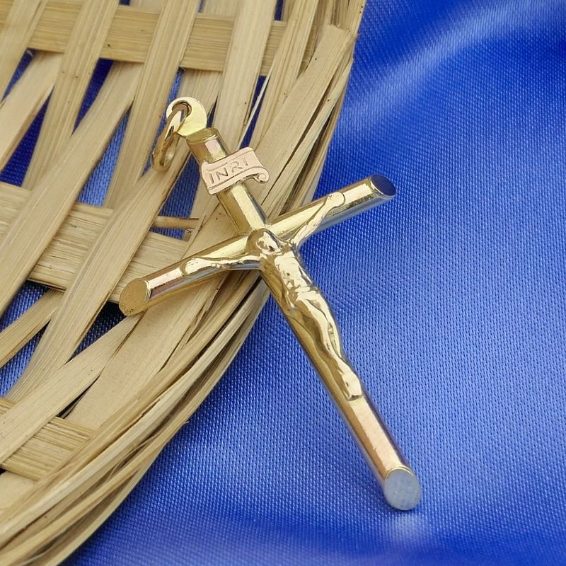 Image 6 of Gold pendant of a cross with corpus; INRI