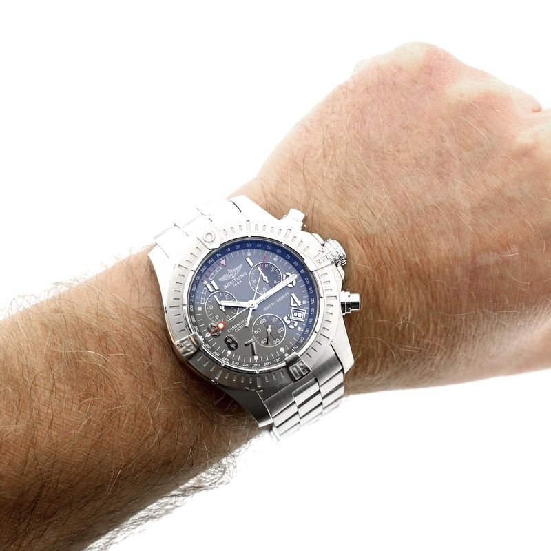 Image 11 of Breitling Avenger Seawolf A73390; Chronograph Men's Watch