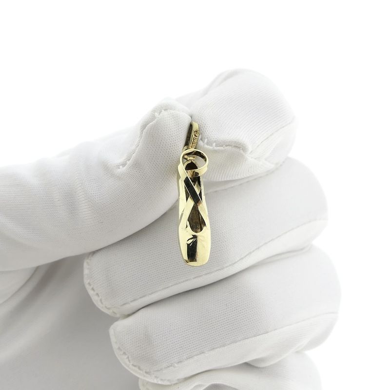Image 12 of Gold pendant of a ballet shoe