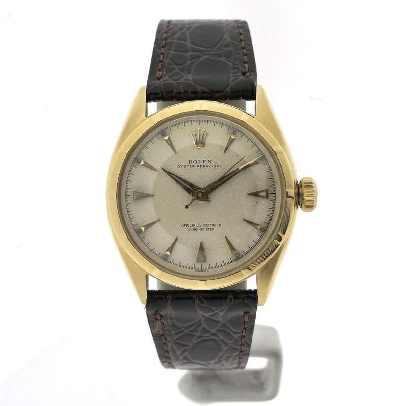 Image 9 of Rolex Oyster Perpetual 6085; Vintage 18k gold watch from 1953
