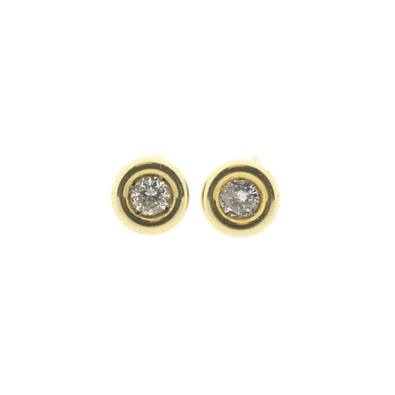 Image 8 of Gold subtle stud earrings with diamond | 0.20 ct.
