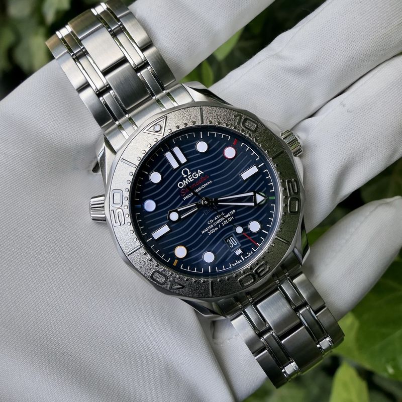Image 11 of Omega Seamaster Diver 300M 'Beijing 2022' 522.30.42.20.03.001; Automatic diving watch