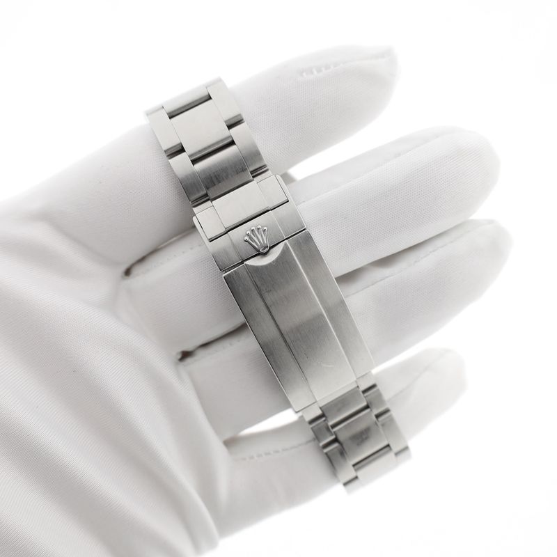 Image 13 of Rolex Sea-Dweller 43mm 126600; Men's diving watch