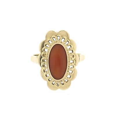 Vintage gold ring with red coral Image 2 of Vintage gold ring with red coral