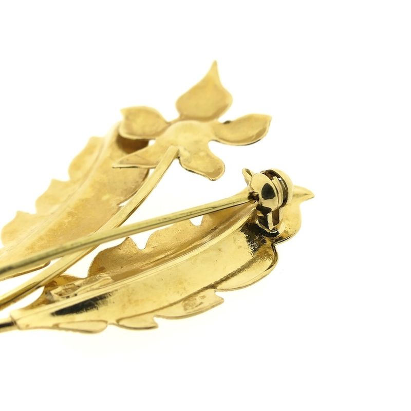 Image 6 of Gold Art Nouveau brooch with garnet.