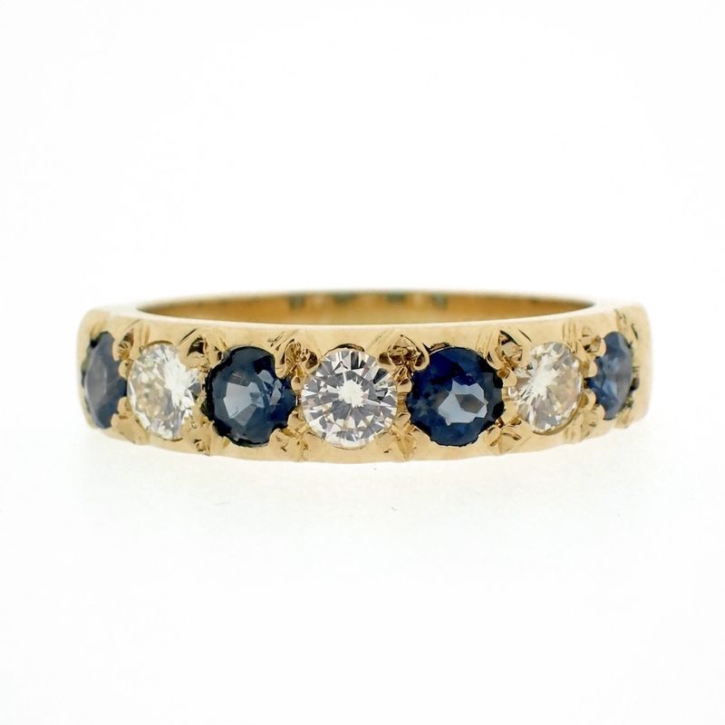 Image 3 of 18-karat gold ring with diamond and sapphire | approx. 0.51 ct.