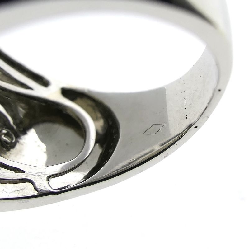 Image 6 of White gold robust ring with moonstone and diamond