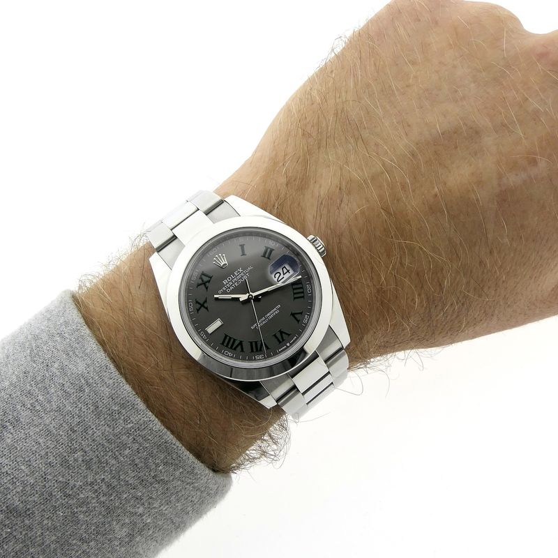 Image 11 of Rolex Datejust 41mm 'Wimbledon' 126300; Automatic men's watch