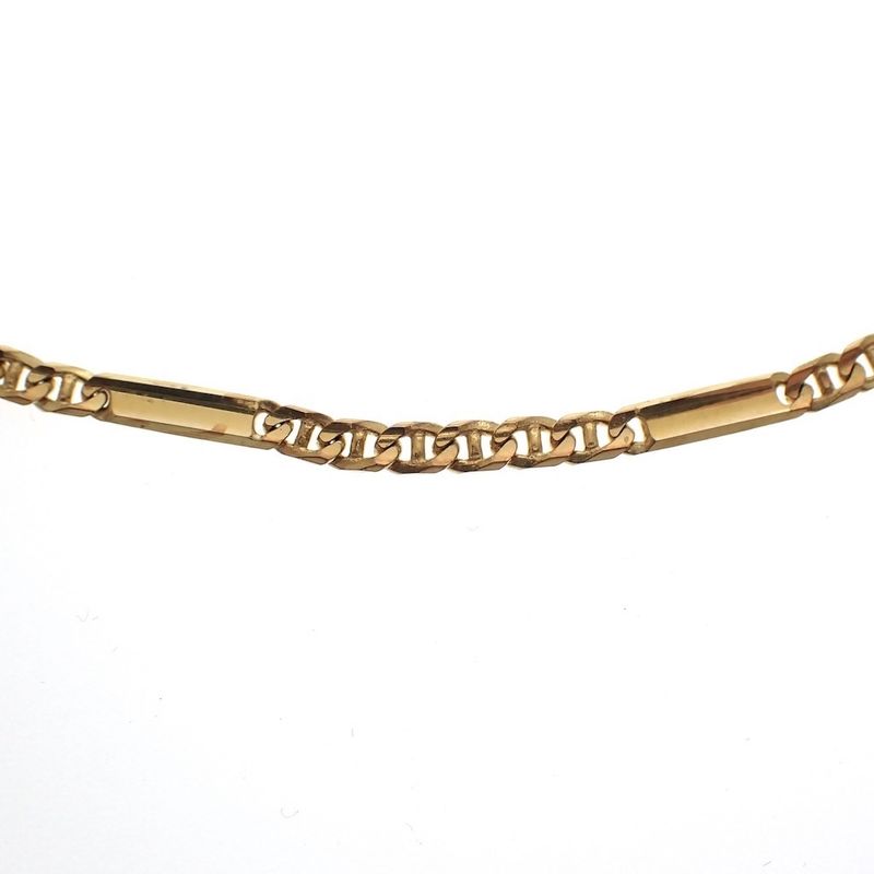 Image 3 of 8-karat closed Figaro link chain | 42 cm