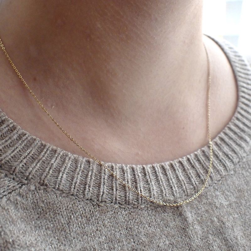 Image 8 of 8-karat anchor link chain | 46 cm