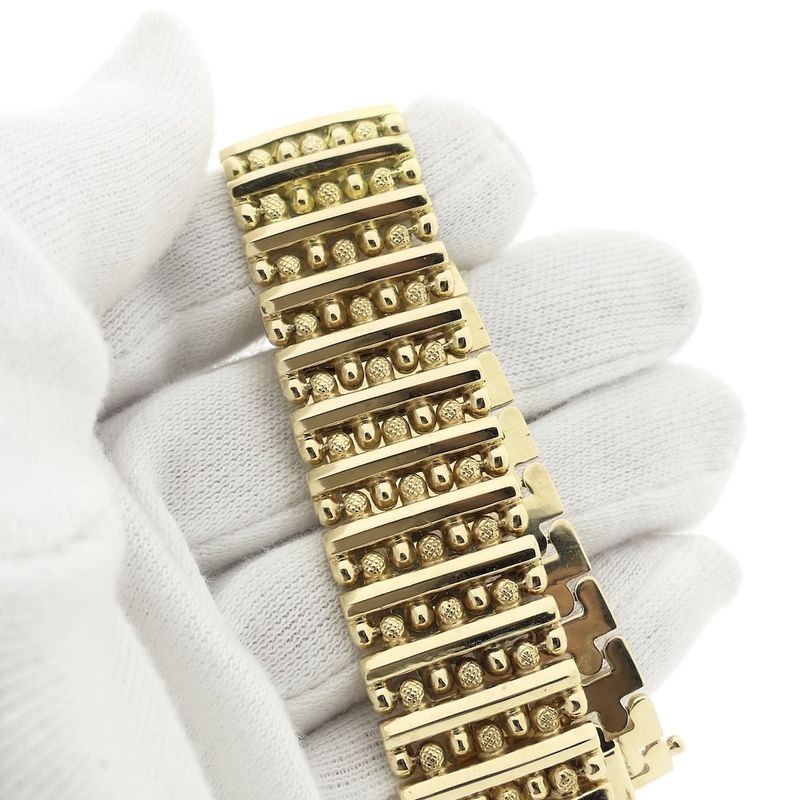 Image 6 of Gold link bracelet