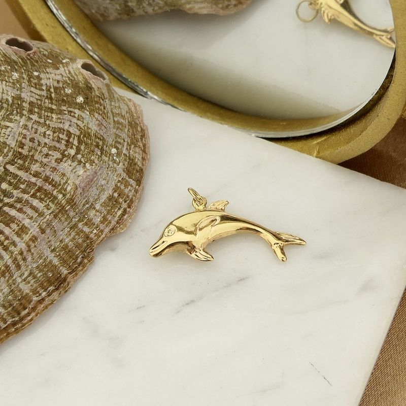 Image 6 of 18 carat gold dolphin pendant
