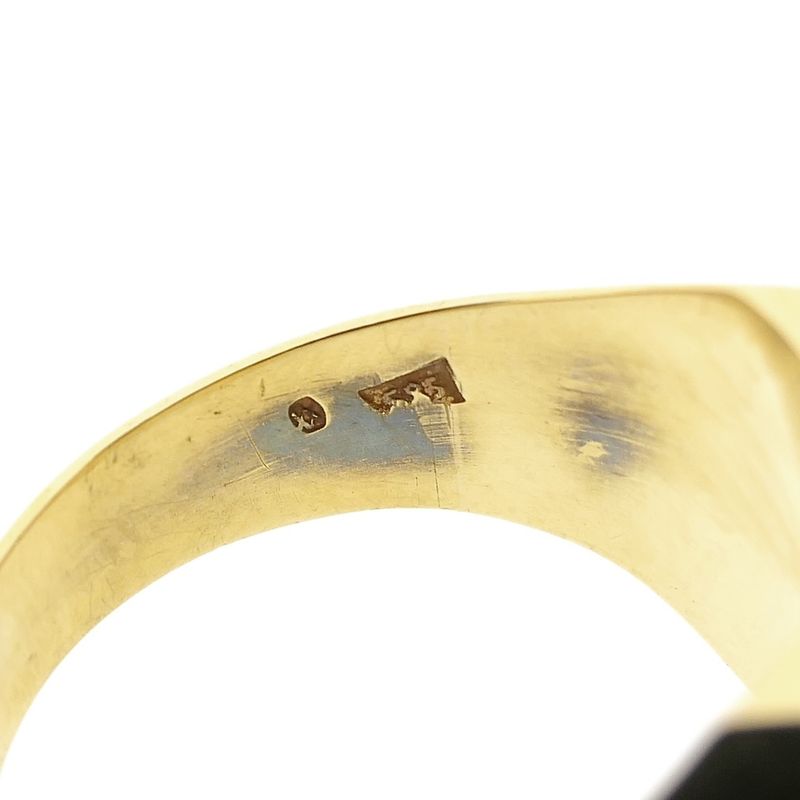 Image 8 of Gold men's signet ring with onyx and zirconia