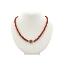 Blood coral bead necklace with gold clasp; Antique | 43.5 cm