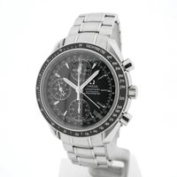 Omega Speedmaster Day-Date Automatic Chronometer 3220.50.00; Automatic chronograph watch