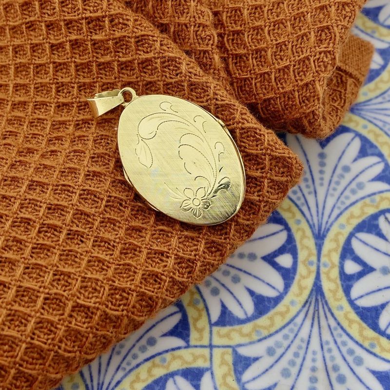 Image 9 of Vintage gold locket pendant; Floral design