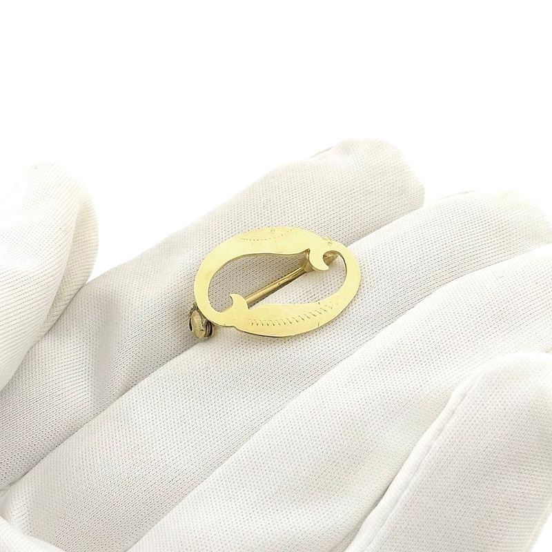 Image 7 of Gold letter brooch; Letter O