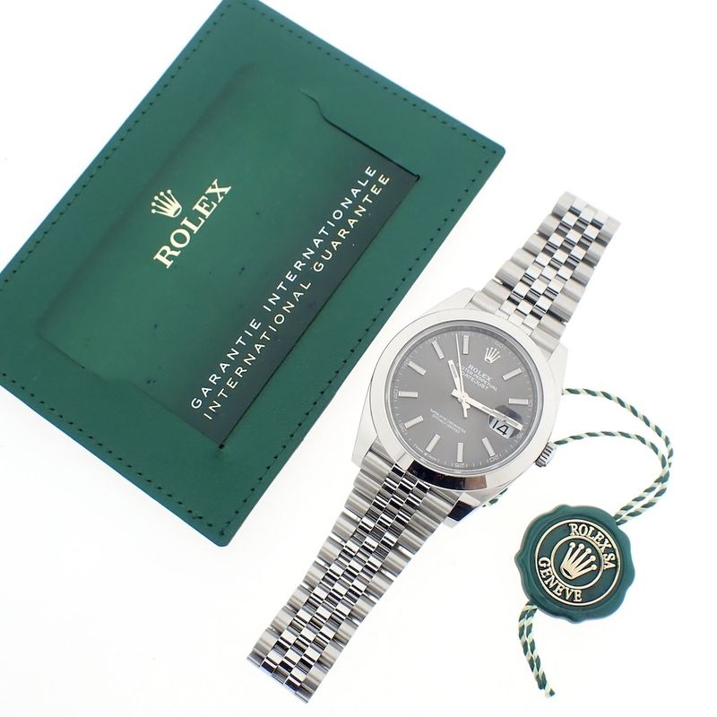 Image 9 of Rolex Datejust 126300; Men's watch with rhodium dial