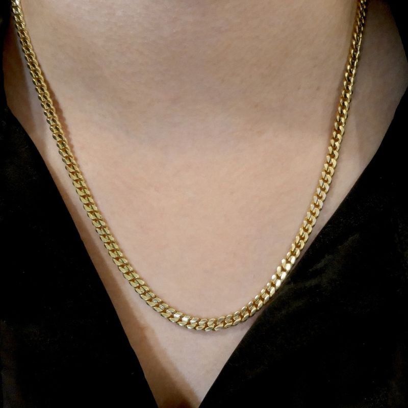 Image 8 of Gold flat gourmet link chain